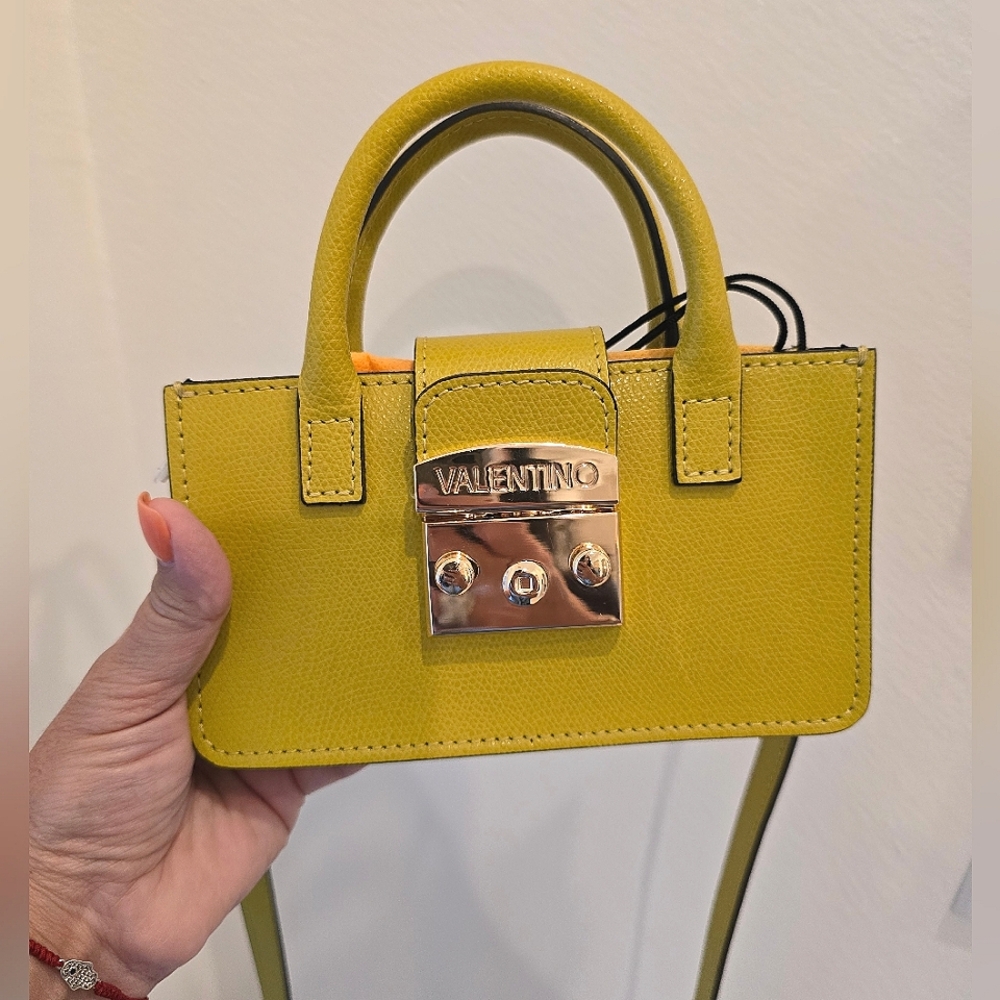 VALENTINO BY MARIO VALENTINO Poppy Bonbonniere Crossbody in Mustard yellow NWOT